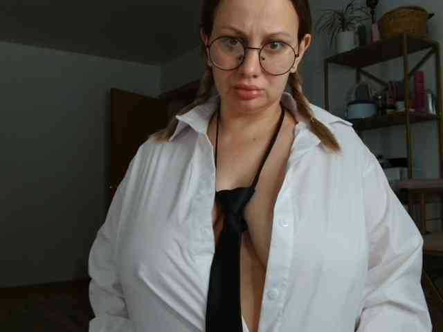 AvroraLove96 webcam
