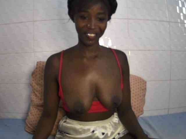Pettite-Diofa's webcam live show