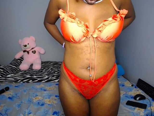 Camilafire4's BongaCams show and profile