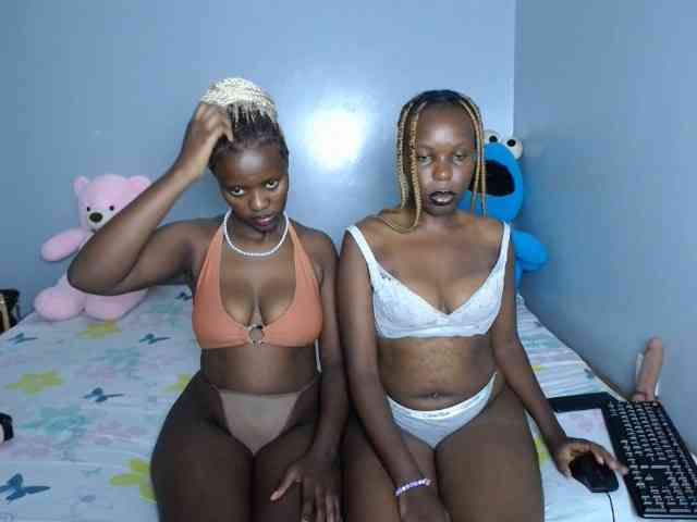 Camilafire4 Live Webcam on BongaCams