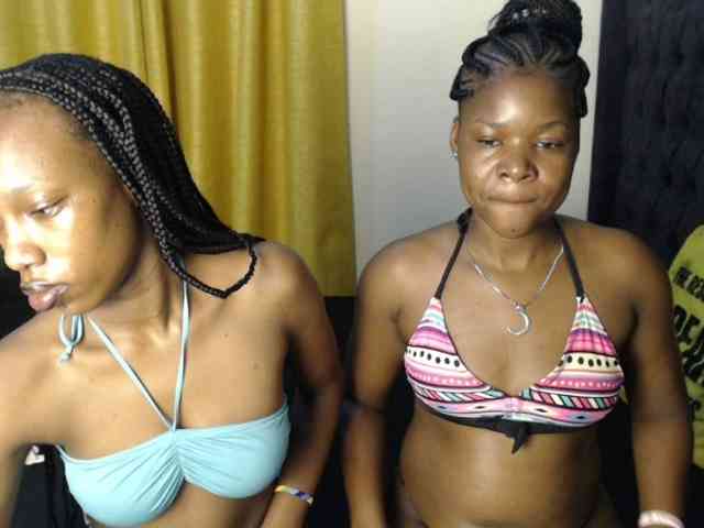 live nude chat room Camilafire4