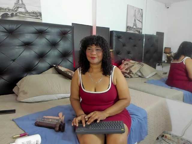 kim-marquez's BongaCams show and profile