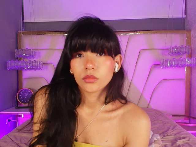 nathalyasummer's BongaCams show and profile