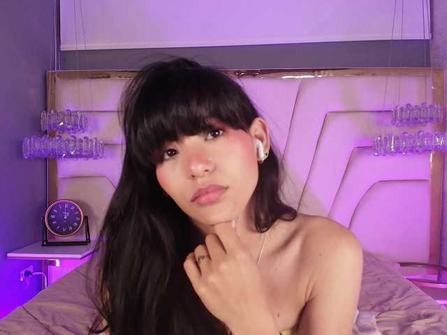 nathalyasummer's BongaCams show and profile