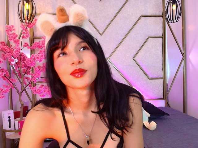 nathalyasummer's BongaCams show and profile