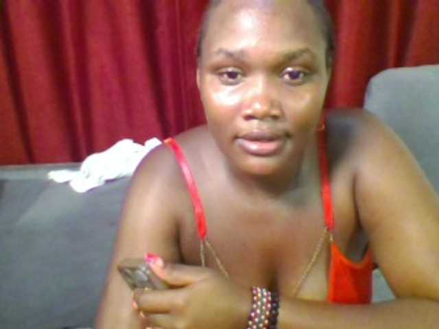 Ebonywaffle Live Cam on BongaCams