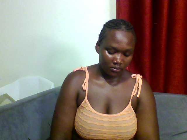 Ebonywaffle's BongaCams show and profile