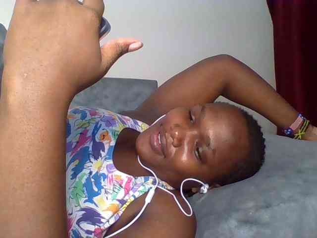 Ebonywaffle webcam