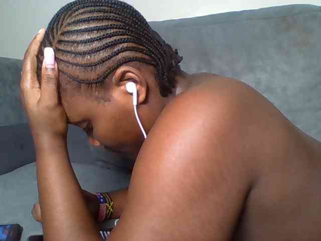 Ebonywaffle webcam
