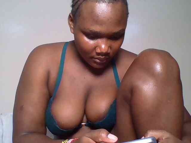 Ebonywaffle webcam
