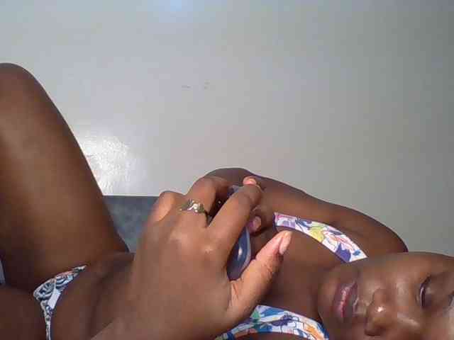 Ebonywaffle webcam