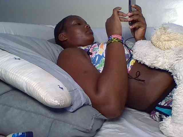 Ebonywaffle webcam