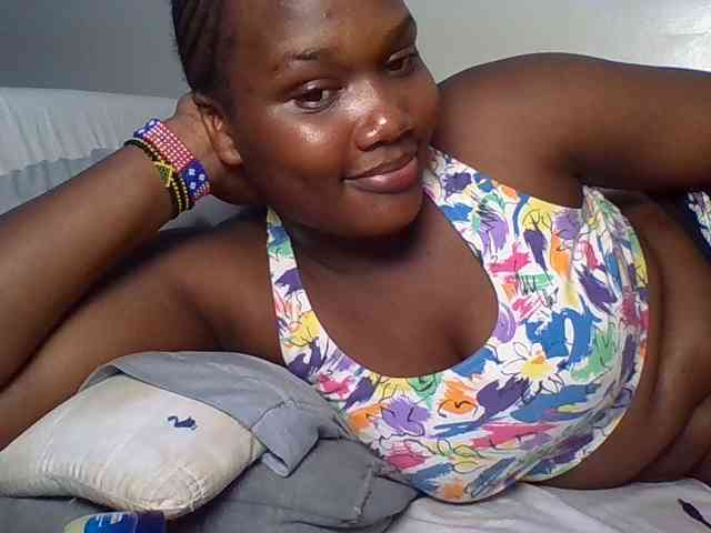 Ebonywaffle webcam