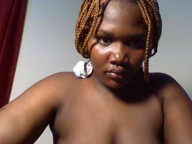 Ebonywaffle webcam