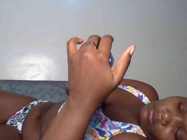 Ebonywaffle webcam
