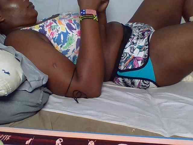 Ebonywaffle webcam