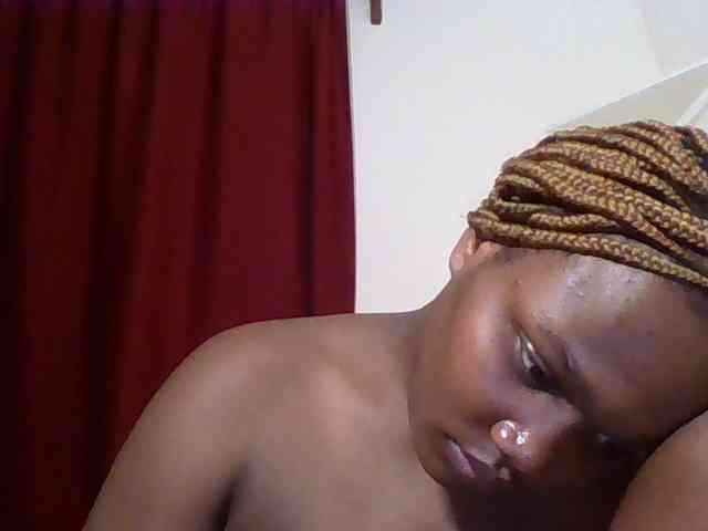 Ebonywaffle webcam