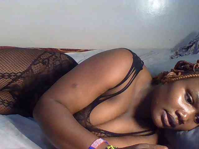 Ebonywaffle webcam