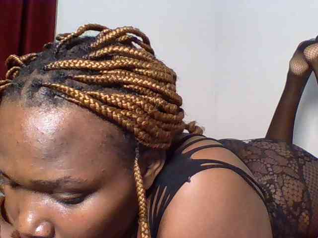 Ebonywaffle webcam