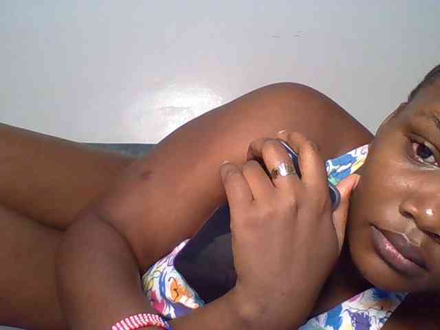 Ebonywaffle webcam