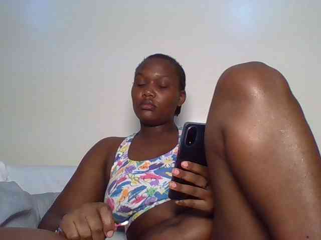 Ebonywaffle webcam