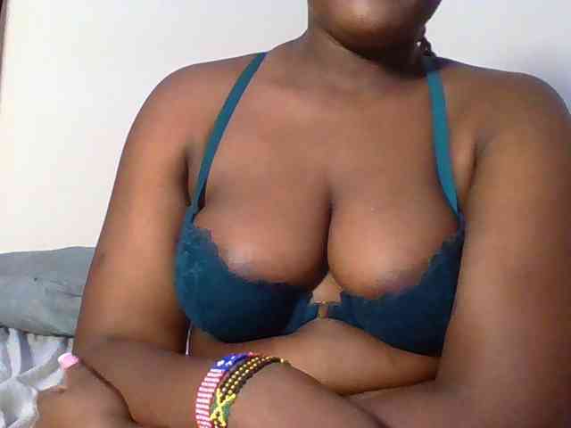 Ebonywaffle webcam