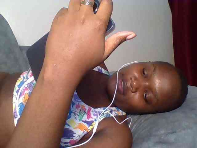 Ebonywaffle webcam