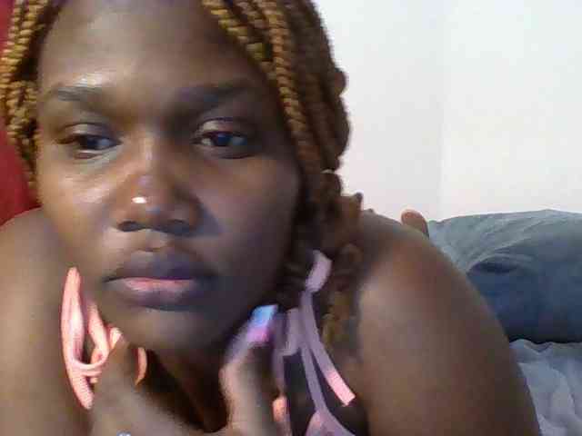 Ebonywaffle webcam