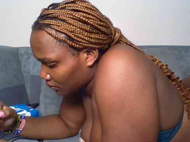 Ebonywaffle webcam