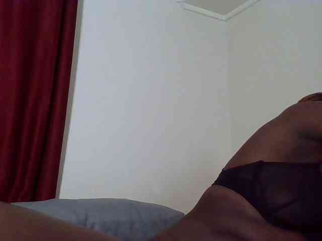 Ebonywaffle webcam
