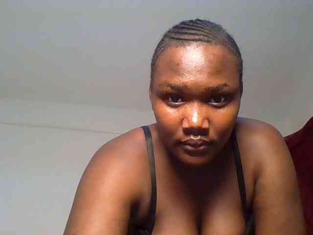 Ebonywaffle webcam