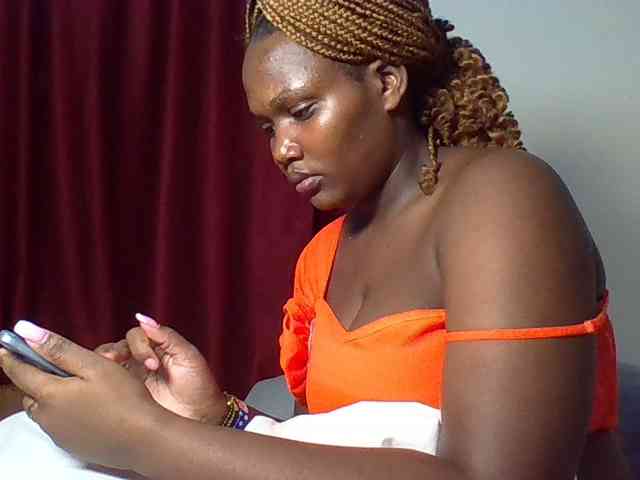 Ebonywaffle webcam