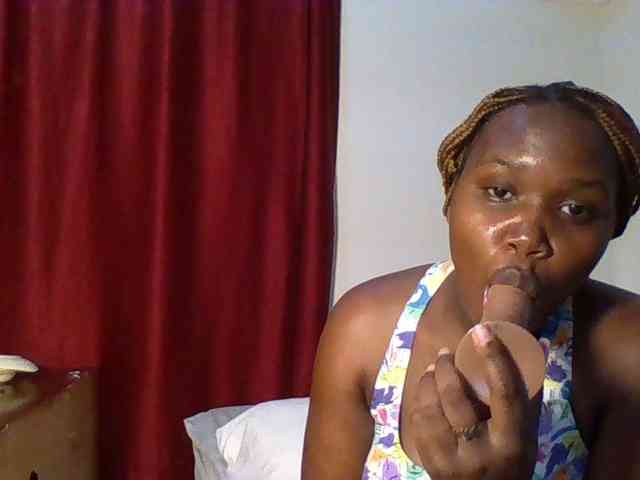 Ebonywaffle webcam