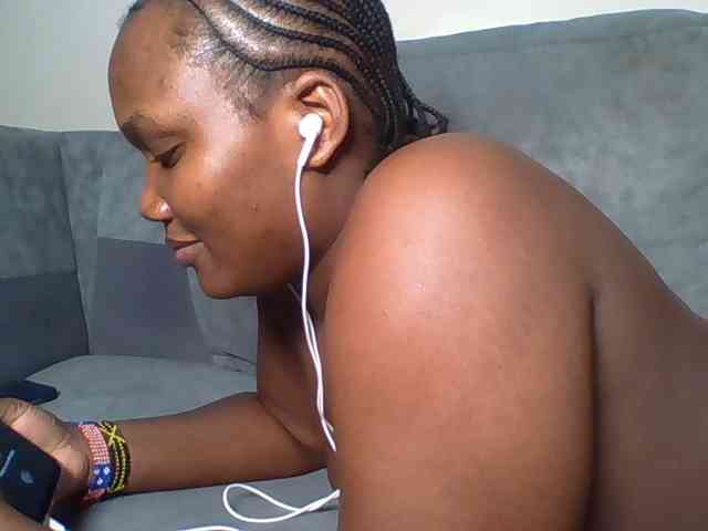 Ebonywaffle webcam