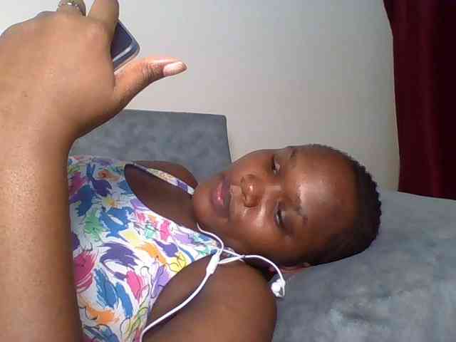 Ebonywaffle webcam