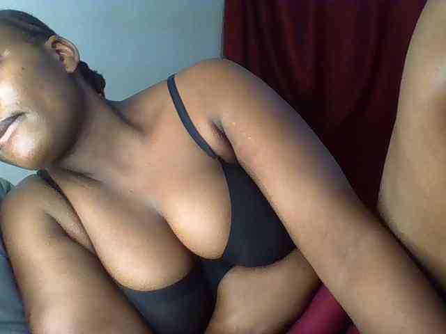 Ebonywaffle webcam