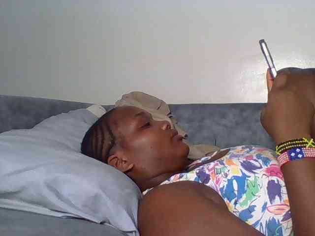 Ebonywaffle webcam