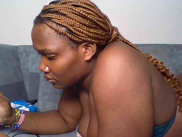 Ebonywaffle webcam