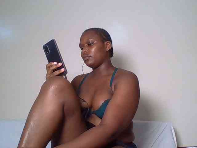 Ebonywaffle webcam