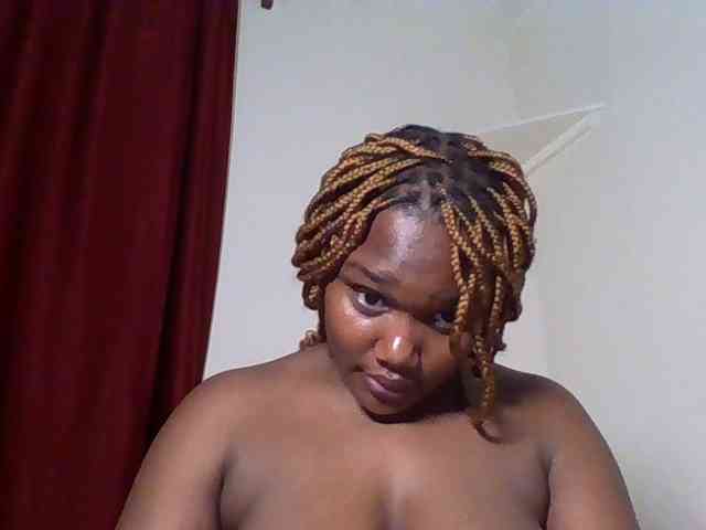 Ebonywaffle webcam