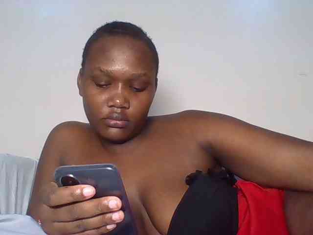 Ebonywaffle webcam