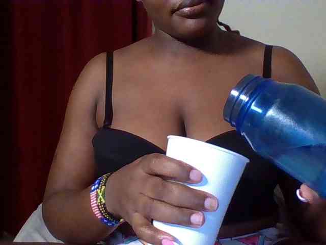 Ebonywaffle webcam