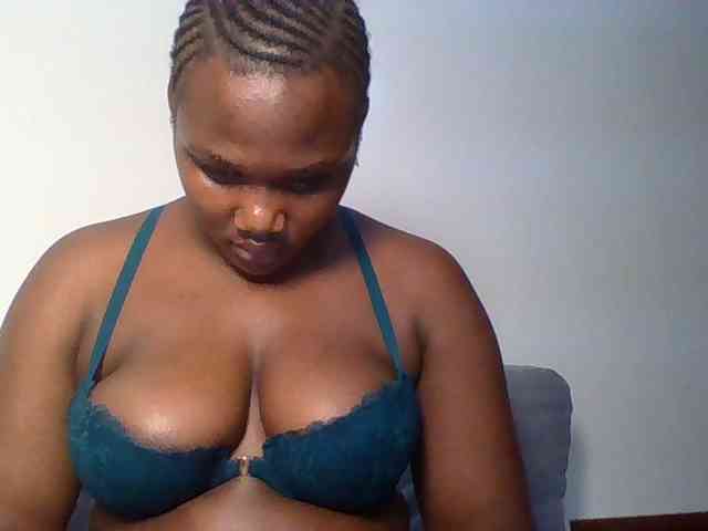 Ebonywaffle webcam
