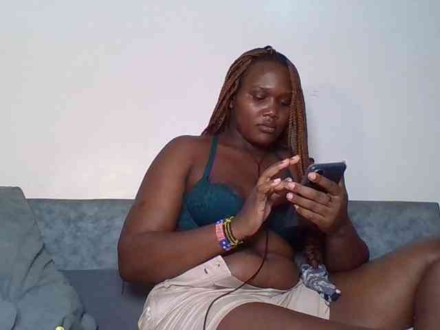 Ebonywaffle webcam
