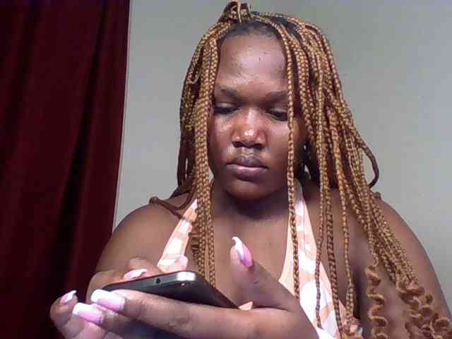 Ebonywaffle webcam