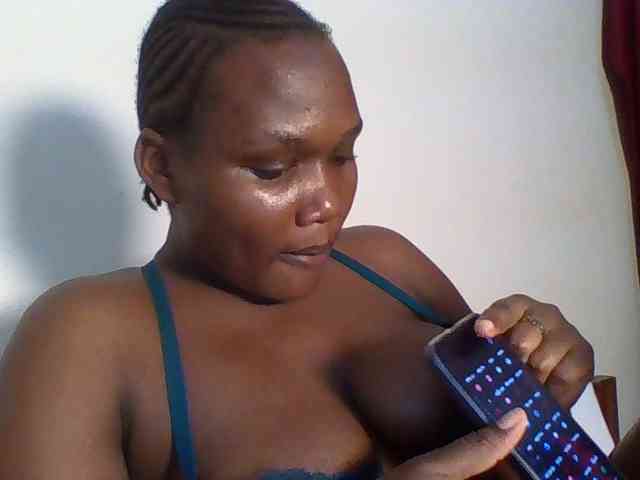 Ebonywaffle webcam