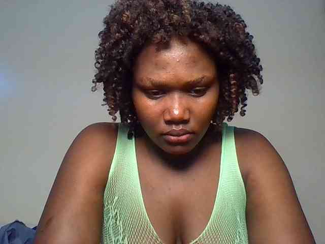 Ebonywaffle webcam