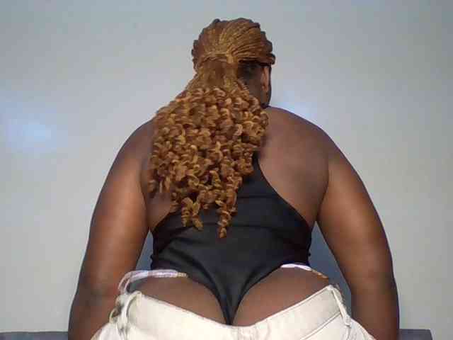 Ebonywaffle webcam