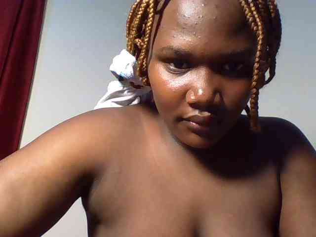 Ebonywaffle webcam
