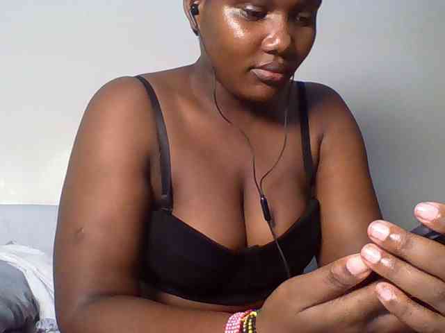 Ebonywaffle webcam